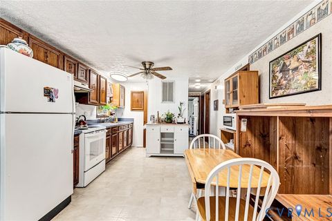 Tiny photo for 17012 Coatesville Road, Beaverdam, VA 23015 (MLS # 2608382)