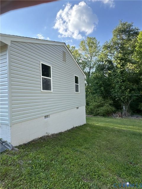 Tiny photo for 19706 Albert Drive, Dinwiddie, VA 23841 (MLS # 2613455)