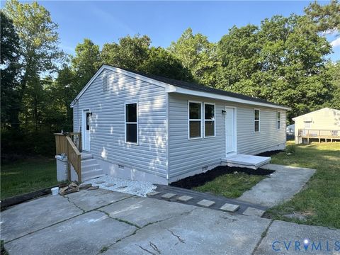 Tiny photo for 19706 Albert Drive, Dinwiddie, VA 23841 (MLS # 2613455)
