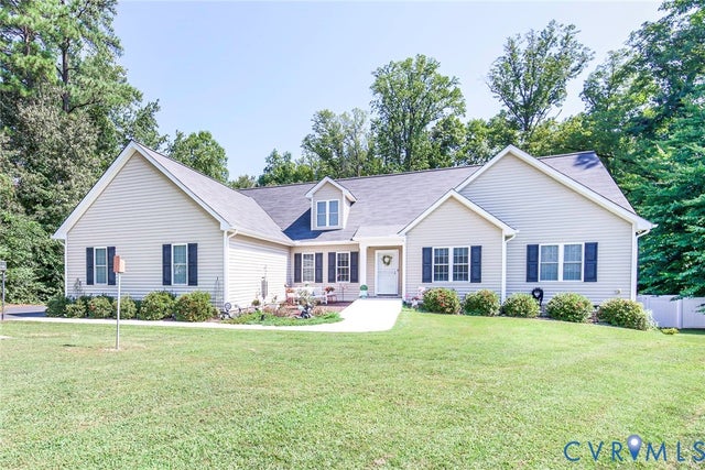 8266 Oakfield Lane