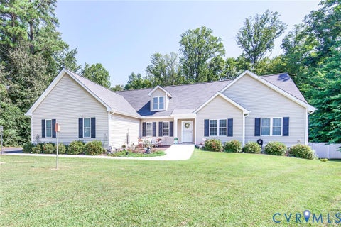 Photo of 8266 Oakfield Lane, Mechanicsville, VA 23116 (MLS # 2623804)