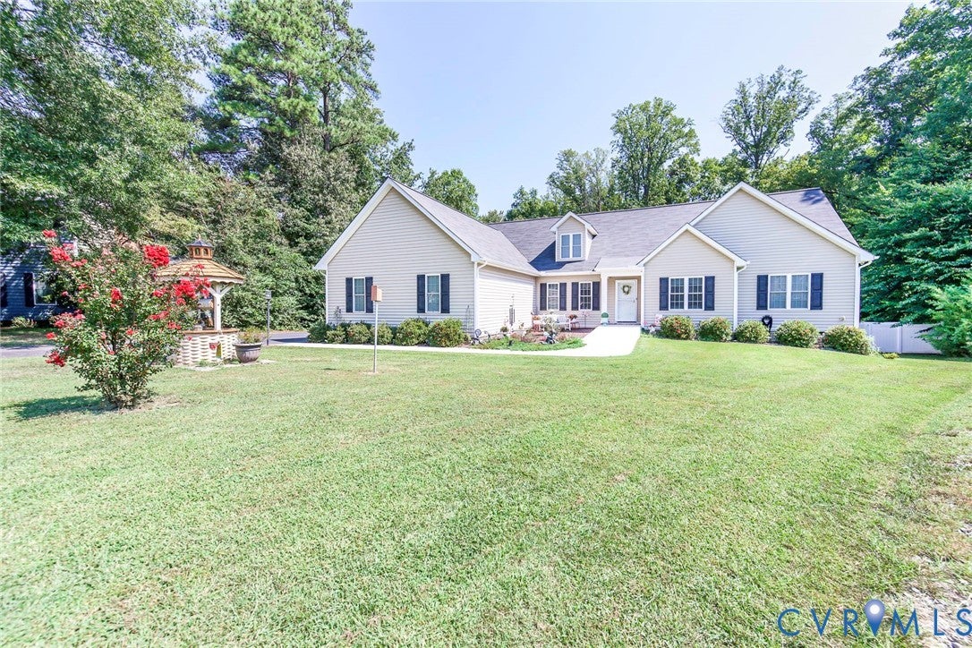 8266 Oakfield Lane