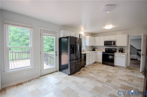 Tiny photo for 6807 Gatebridge Place, North Chesterfield, VA 23234 (MLS # 2615525)