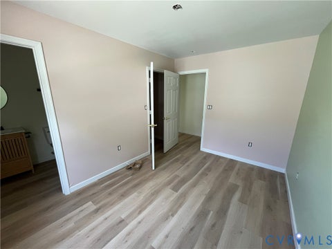 Tiny photo for 609 Cameron Street, Petersburg, VA 23803 (MLS # 2617339)