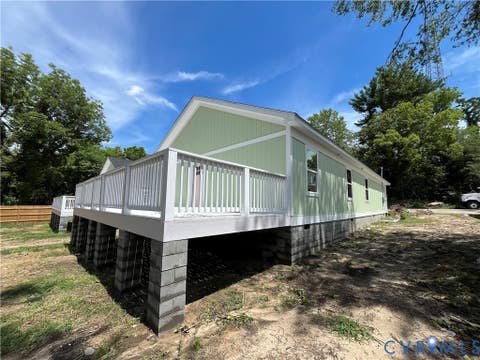 Tiny photo for 609 Cameron Street, Petersburg, VA 23803 (MLS # 2617339)
