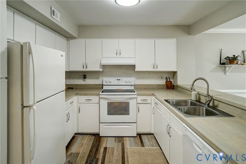 Tiny photo for 7513 Potters Court, Richmond, VA 23225 (MLS # 2617280)