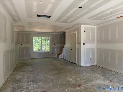 Tiny photo for 21305 Rutledge Avenue, Petersburg, VA 23803 (MLS # 2614539)