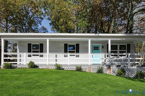 Photo of 7416 Newbys Court, Chesterfield, VA 23832 (MLS # 2602503)