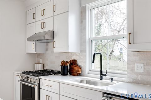 Tiny photo for 808 N 22nd Street, Richmond, VA 23223 (MLS # 2614581)