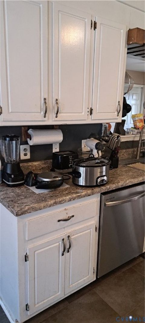 Tiny photo for 10401 Hamlin Place, Chester, VA 23831 (MLS # 2533711)