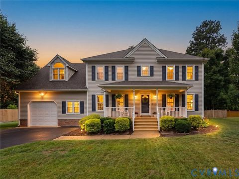 Photo of 8125 Whirlaway Drive, Midlothian, VA 23112 (MLS # 2618311)