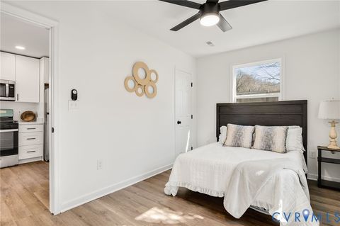 Tiny photo for 915 High Pearl Street, Petersburg, VA 23803 (MLS # 2605704)