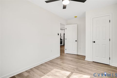 Tiny photo for 915 High Pearl Street, Petersburg, VA 23803 (MLS # 2605704)