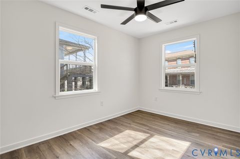 Tiny photo for 915 High Pearl Street, Petersburg, VA 23803 (MLS # 2605704)