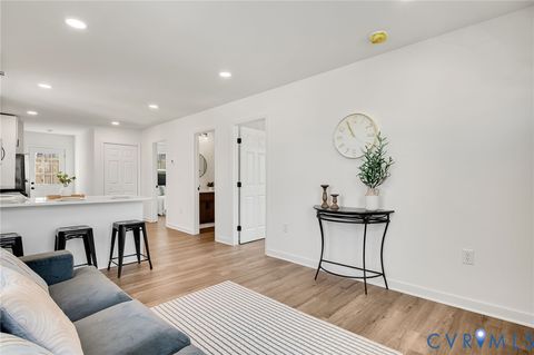 Tiny photo for 915 High Pearl Street, Petersburg, VA 23803 (MLS # 2605704)