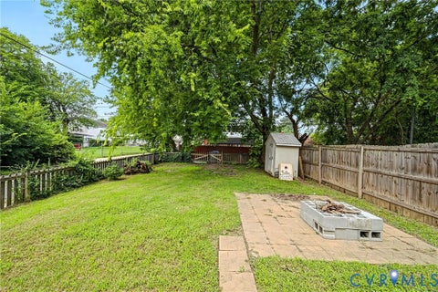 Tiny photo for 1915 Dinwiddie Avenue, Richmond, VA 23224 (MLS # 2620140)