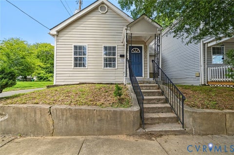 Photo of 1915 Dinwiddie Avenue, Richmond, VA 23224 (MLS # 2620140)