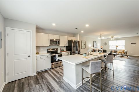 Tiny photo for 1324 Stone Ridge Park Loop, Henrico, VA 23228 (MLS # 2618009)