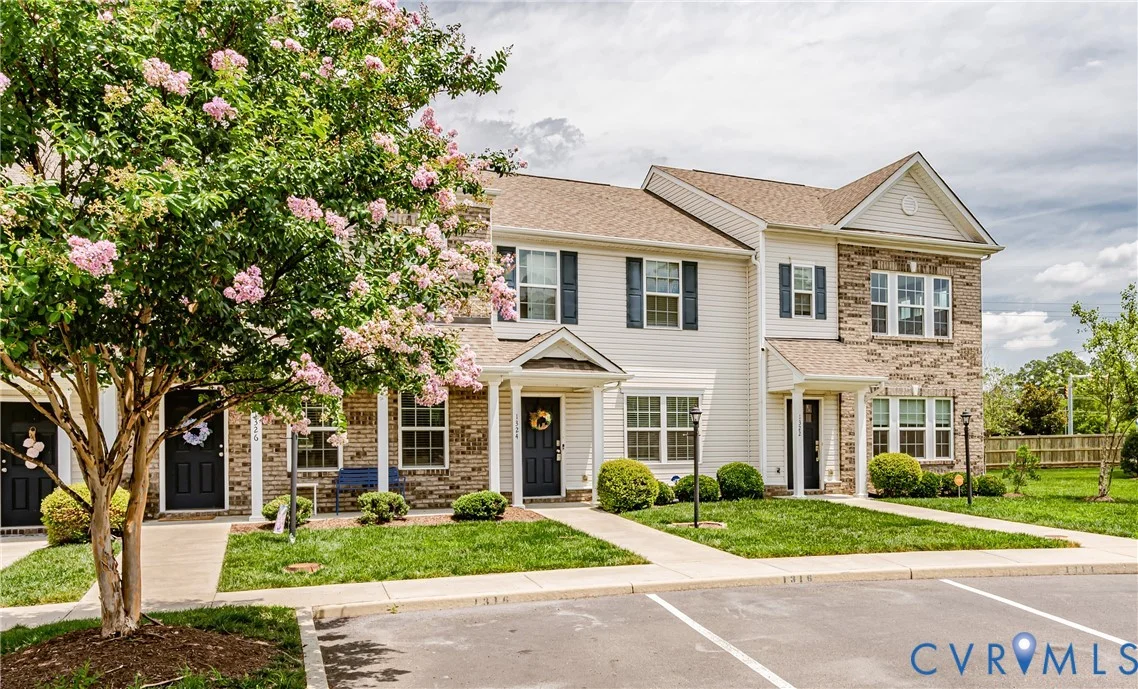 1324 Stone Ridge Park Loop