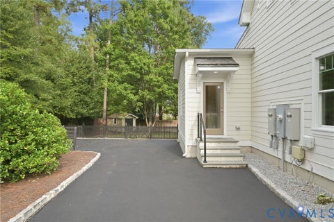 Tiny photo for 6604 Three Chopt Road, Richmond, VA 23226 (MLS # 2625970)