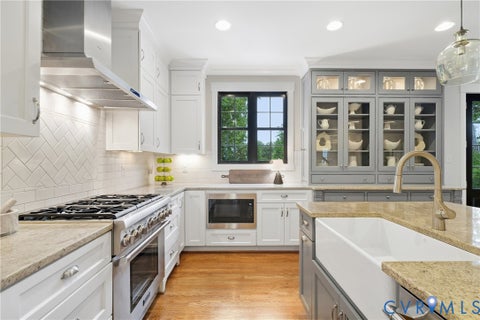 Tiny photo for 6604 Three Chopt Road, Richmond, VA 23226 (MLS # 2625970)