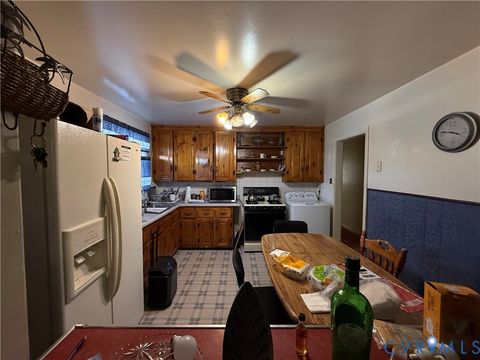 Tiny photo for 2211 Apollo Road, Fairfield, VA 23223 (MLS # 2603030)