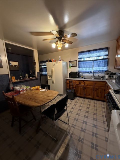 Tiny photo for 2211 Apollo Road, Fairfield, VA 23223 (MLS # 2603030)