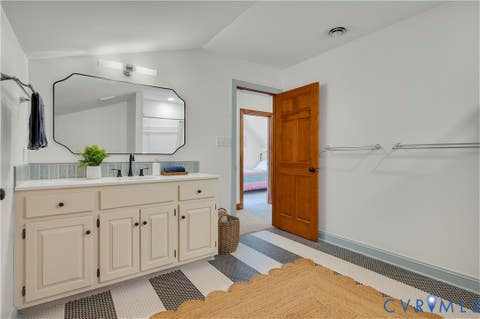 Tiny photo for 542 Ampthill Road, Cartersville, VA 23027 (MLS # 2622148)