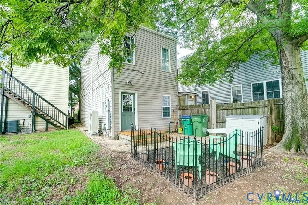 1410 W Clay Street