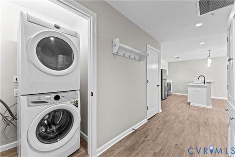 Tiny photo for 1420 Ewing Park Loop #207, Midlothian, VA 23113 (MLS # 2622777)