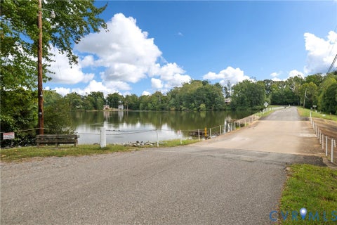 Tiny photo for 6421 Lakeshore Drive, Quinton, VA 23141 (MLS # 2625765)