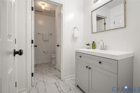 Tiny photo for 6421 Lakeshore Drive, Quinton, VA 23141 (MLS # 2625765)