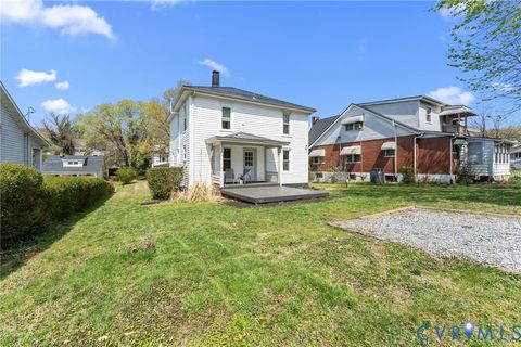 Tiny photo for 205 Warren Avenue, Lynchburg, VA 24501 (MLS # 2608229)