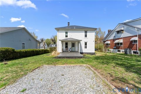 Tiny photo for 205 Warren Avenue, Lynchburg, VA 24501 (MLS # 2608229)