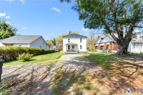 Tiny photo for 205 Warren Avenue, Lynchburg, VA 24501 (MLS # 2608229)