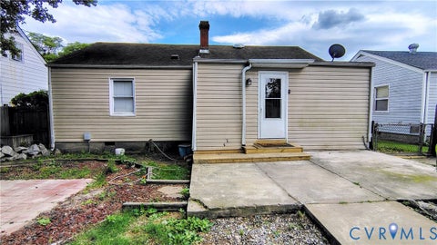 Tiny photo for 210 Plumtree Avenue, Colonial Heights, VA 23834 (MLS # 2616617)