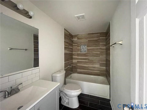 Tiny photo for 301 N Sullivan Street, Blackstone, VA 23824 (MLS # 2624744)