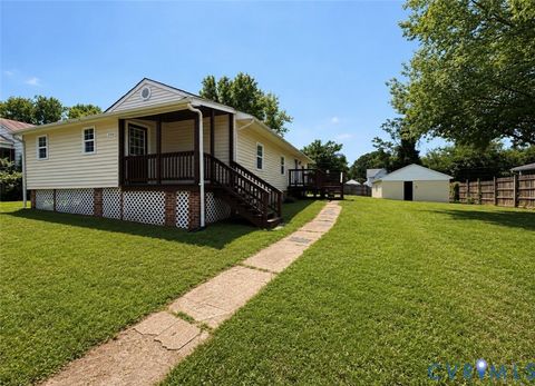 Photo of 2508 Robert Moore Circle, Richmond, VA 23222 (MLS # 2619624)