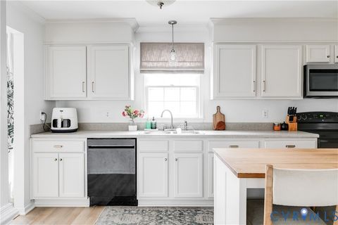 Tiny photo for 1304 Logan Trace Court, Midlothian, VA 23114 (MLS # 2603660)