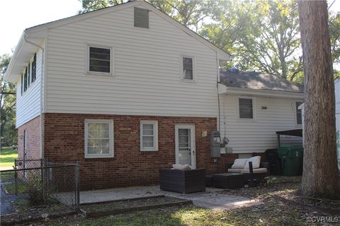 A home in Colonial Heights