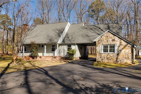 Photo of 14747 Ramblewood Drive, Chester, VA 23836 (MLS # 2600918)