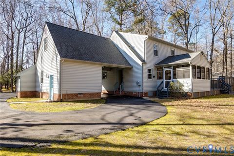 Tiny photo for 14747 Ramblewood Drive, Chester, VA 23836 (MLS # 2600918)