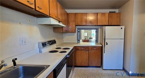 Tiny photo for 9129 Derbyshire Road #E, Henrico, VA 23229 (MLS # 2600498)