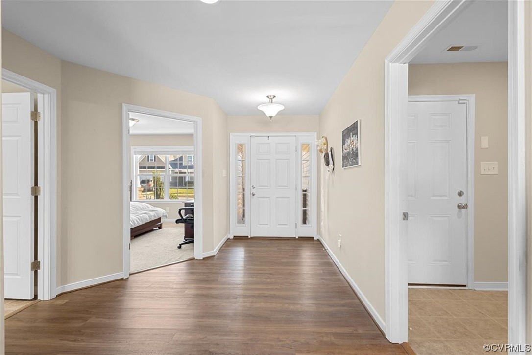 Photo 4 of 45 of 7304 Beechbark Lane townhome