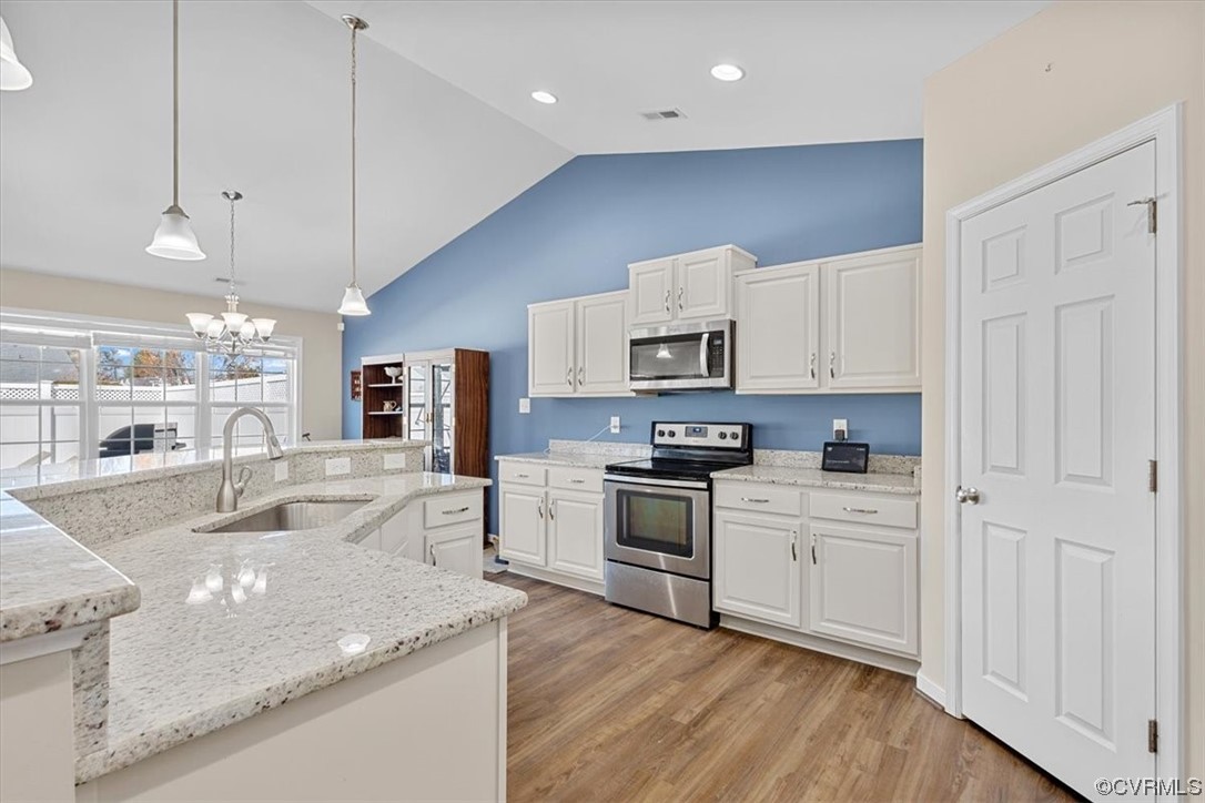 Photo 13 of 45 of 7304 Beechbark Lane townhome