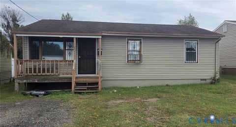 Photo of 1342 Steel Street, Petersburg, VA 23803 (MLS # 2628157)