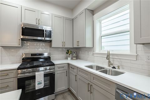 Tiny photo for 606 N 23rd Street, Richmond, VA 23223 (MLS # 2617633)
