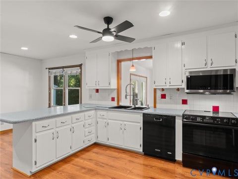 Tiny photo for 8216 Georgie Court, Mechanicsville, VA 23116 (MLS # 2628556)