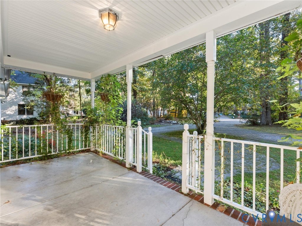 8216 Georgie Court