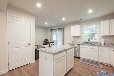 Tiny photo for 1129 Canterbury Ridge Road, Richmond, VA 23224 (MLS # 2610699)